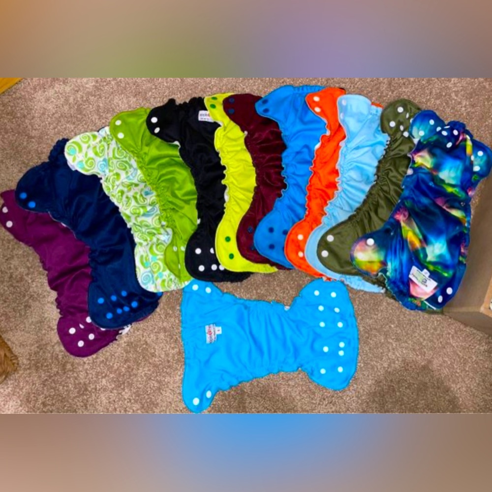 12 size 2 Applecheeks, 1 size1 swim applecheeks diapers